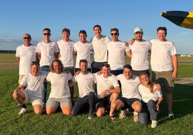 Die deutsche Junioren-Nationalmannschaft und ihre Crew Foto: Karsten Leucker
